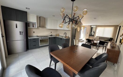 CASA EN VENTA RINCÓN DE LAS AVES