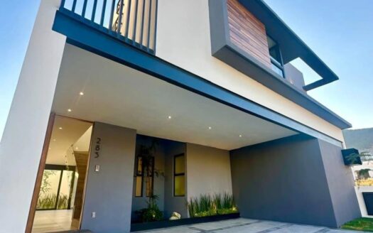 CASA EN VENTA ÁLAMOS TRES MARÍAS MORELIA