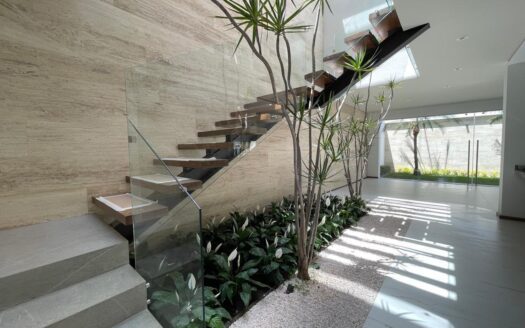 ESPECTÁCULAR CASA EN VENTA FRACC. PRIVADO EN ALTOZANO MORELIA🌳🌳