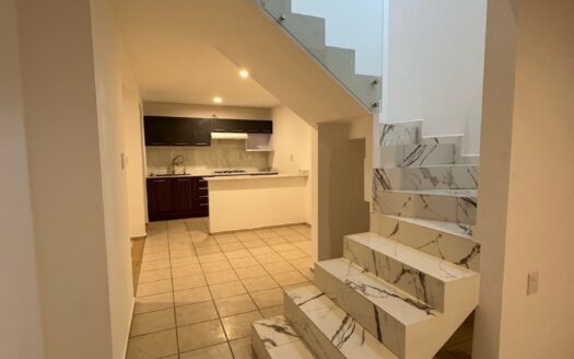 EN VENTA FRACC PEQUEÑO Y PRIVADO LA INSURGENCIA📍