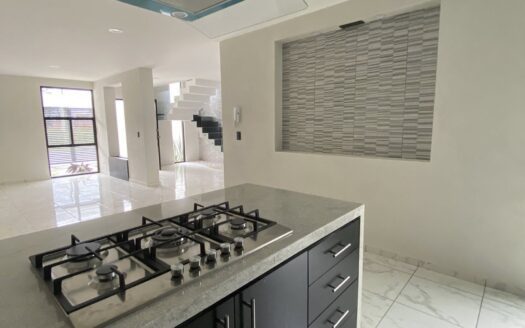 CASA VENTA PRADERA DE LA LOMA MORELIA