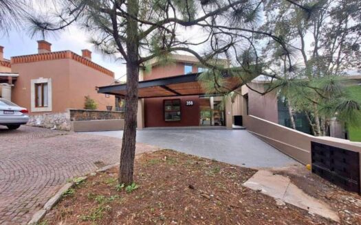 ESPECTACULAR CASA EN VENTA CLUB DE GOLF ALTOZANO‼️