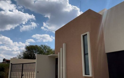 FRACCIONAMIENTO HACIENDA SANTA FÉ EL TREBOL TARÍMBARO