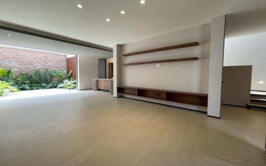 EN VENTA RINCON DE LA MONTAÑA ALTOZANO MORELIA🌳🌳🌳