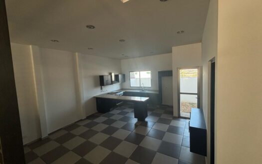 CASA EN RENTA ALTOZANO📍