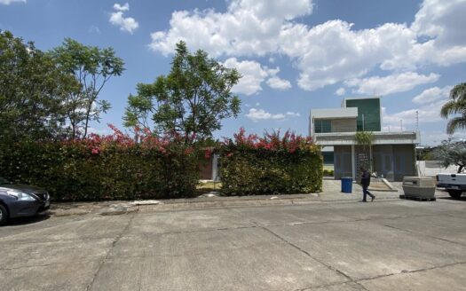 TRES PROTOTIPOS EN PREVENTA ATRÁS DE WALMART LA HUERTA‼️‼️