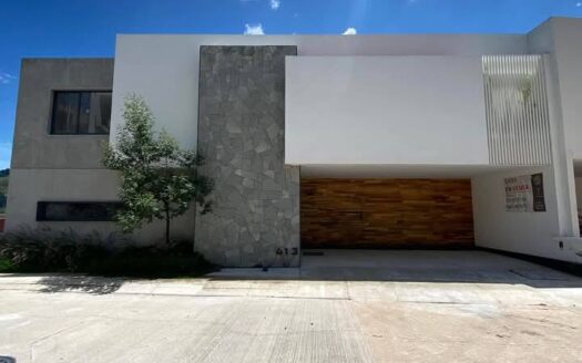 CASA EN VENTA LINDA VISTA TRES MARÍAS📍 (Fracc privado con casa club y seguridad 24/7) *CALLE PLANA‼️