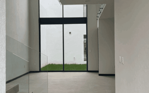 HERMOSA CASA EN MISION DE LA MONTAÑA