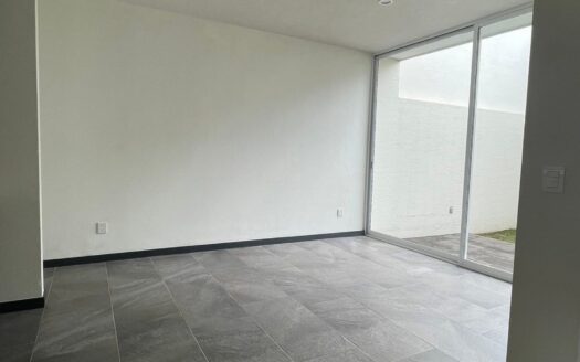 HERMOSA CASA EN MISION DE LA MONTAÑA