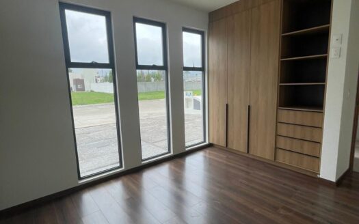 HERMOSA CASA EN MISION DE LA MONTAÑA