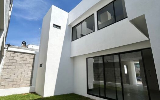 CASA FRACCIONAMIENTO MONTAÑA MONARCA