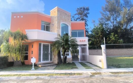 CASA VENTA HACIENDA DEL VALLE